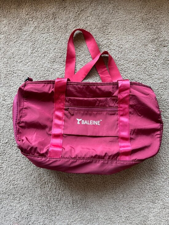 Baleine Handbags - Burgundy Gym Bag With Shoe Compartment